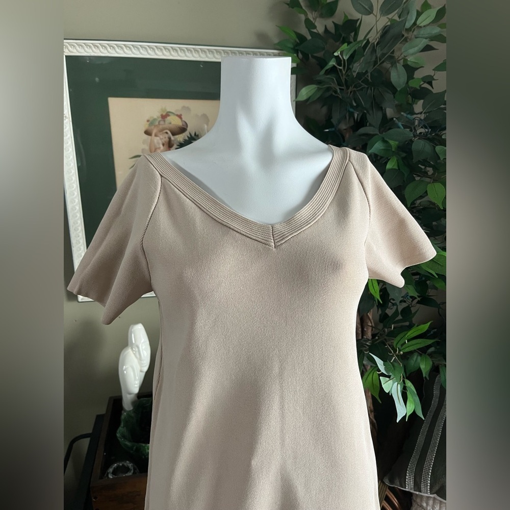 Bailey Dress - Picture 4 of 7